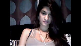 My name is kanika, Video chat with me