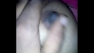 Indian Wife ke big boobs ki massage 31.10.2017